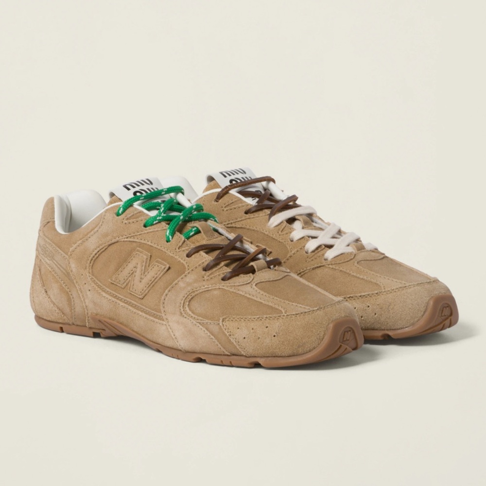 New Balance x Miu Miu Women's Sneakers - Cream and Green sz EU40 US 9.5-10